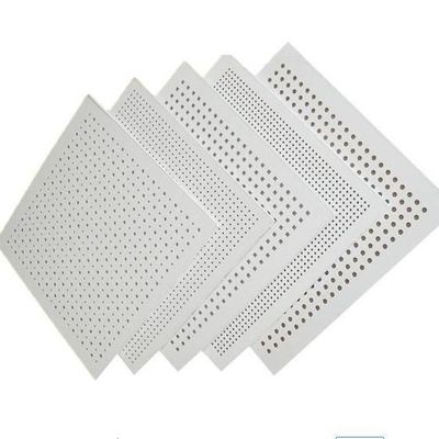 PVC-/Vinyl-Gefäßte aus akustischem Gipsplatten mit unregelmäßiger Form und Dichte 780 kg/m3
