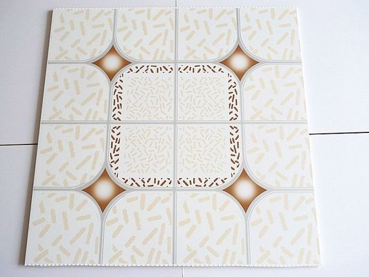 PD117 Wasserdichtes 3D-PVC-Panel/Platte für Wand- und Deckenpaket Bruttogewicht 3.000kg