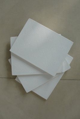 Künstlerische akustische PVC-Gipsplatte Die perfekte Ergänzung zu Ihrer Decoration