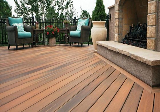 Schaffen Sie einen schönen Außenraum mit WPC-Decking Ny90*25