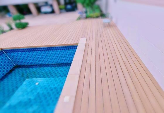 Holz-Kunststoff-Verbundwerkstoff WPC Zaun und Pergola Dekorationspfeiler Braune Oberfläche Fertig
