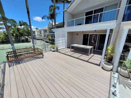 150mm*25mm WPC Holz-Kunststoff-Verbunddecken für Gartendekoration