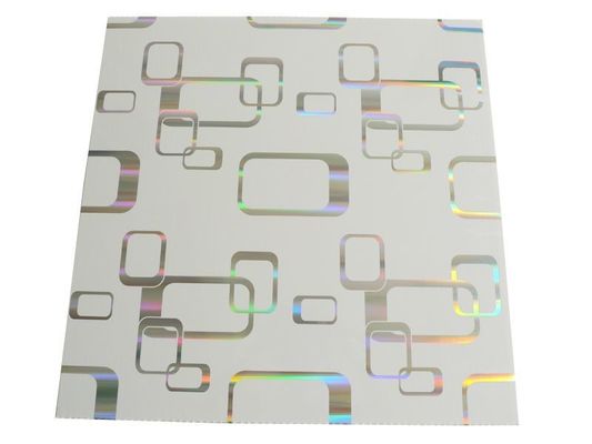 500mmx500mm wasserdichte 3D-texturisierte PVC-Wand- und Deckenplatten angepasst und bunt