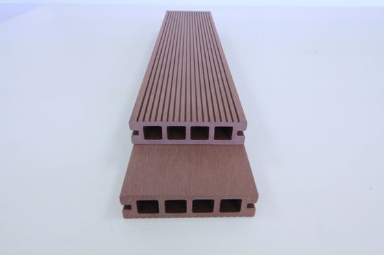 150mm*25mm WPC-Flächenfliesen für den Außenbereich aus Holz-Kunststoff-Kompositen