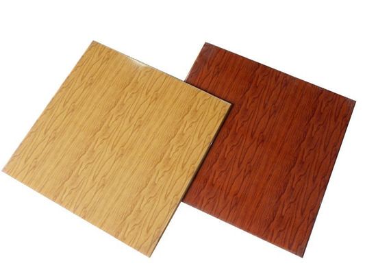 Einfach zu installieren 3D-PVC-Verbundplatte / Platte für Wand- und Deckendekoration Größe