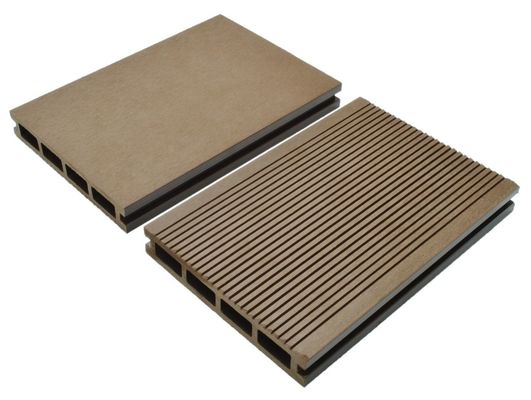 WPC-Decking aus Holzkorn für Außenanwendungen