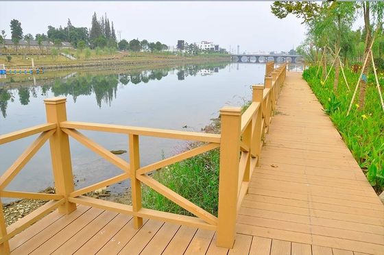 Zusammengesetzter WPC-Zaun/Decking für den Außenbereich