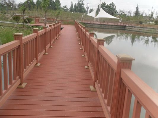 Zusammengesetzter WPC-Zaun/Decking für den Außenbereich