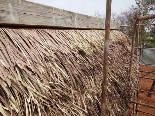 Afrikanische Gartendekoration PVC-Material Komponente Ziegel Rot feuerfeste Strohdachfliese