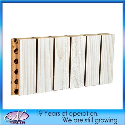 Umweltfreundliches E1-Streifen-Design Holzplatten-Akustikplatten Isolierung und Reflexion