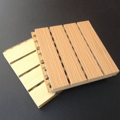 600*600 feuerfeste akustische Schalldämpfung Holzplatte für Wanddekoration