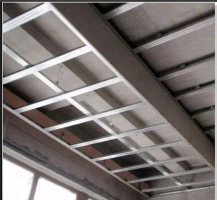 3000 mm Standardlänge L-Typ galvanisierter Trockenwandprofil Metall Stahl C Deckenkanal