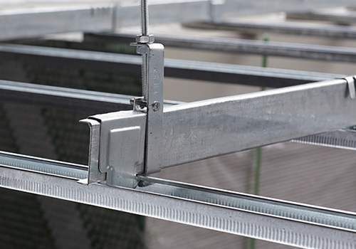 Wandwinkel 24*24*3000 und Haupttie 32/38*24*3600 für die T-Gitter-Tie-Bar mit Deckenfederung