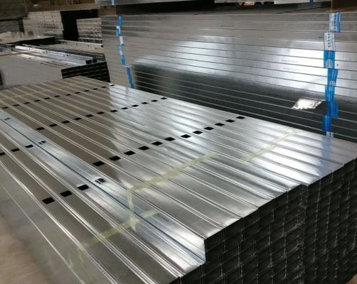 Metall-Stud und Gleis-Roll-Formierung Trockenwand Galvanisierte Unistrut-Decken-Suspension