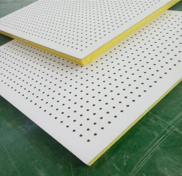 600*600mm oder 600*1200mm Umweltschonende E1 Glasfaserteichplatte für akustisches Material