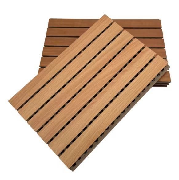 Perforierte Akustikplatten aus Holz 600*600 Schalldämpfung Gebäudedekorationsmaterial