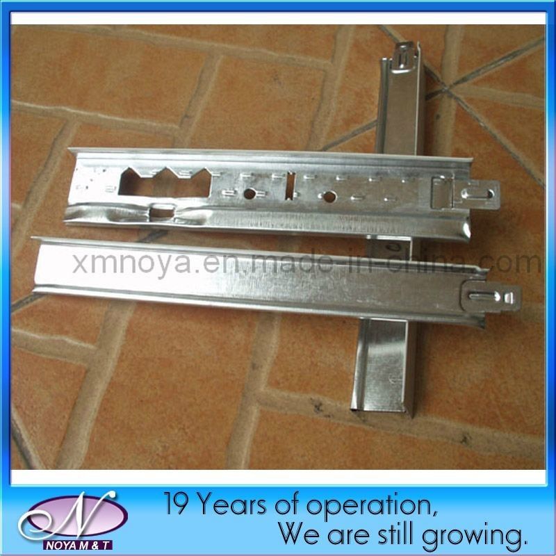 Wandwinkel 24*24*3000 und Haupttie 32/38*24*3600 für die T-Gitter-Tie-Bar mit Deckenfederung
